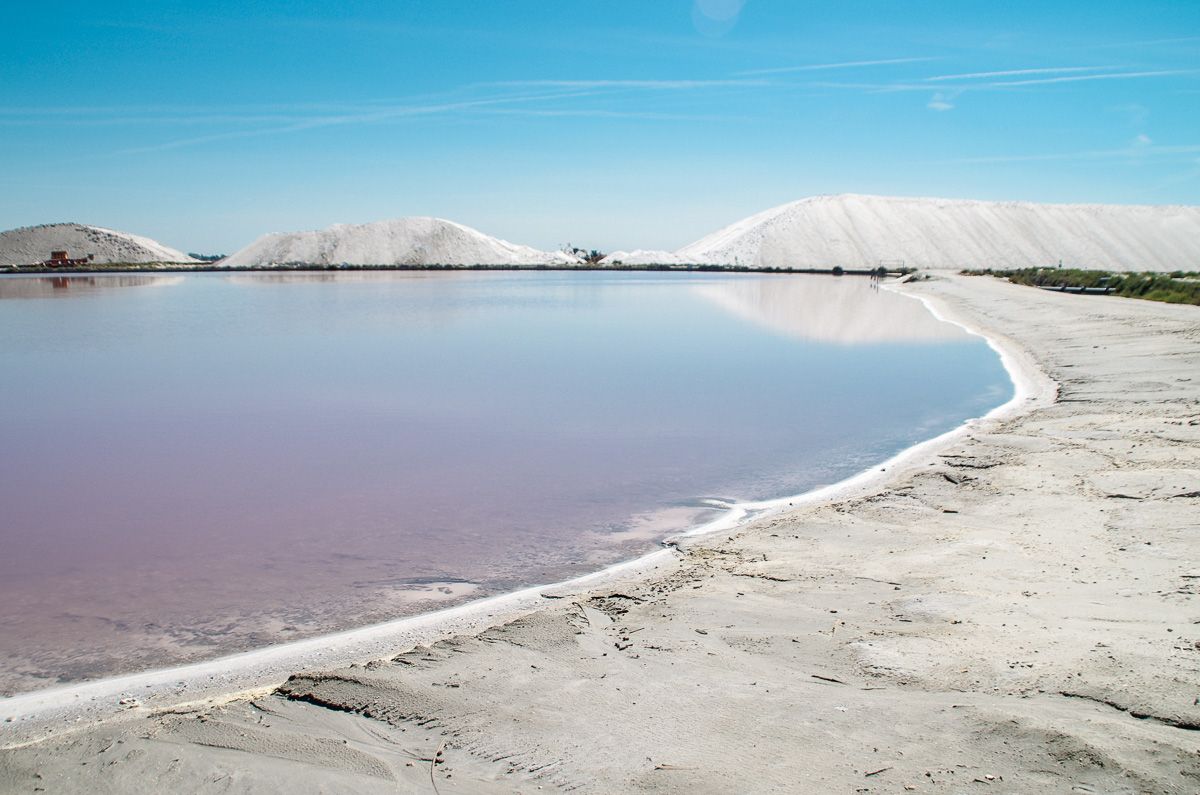 Tas de sel aux Salins de Aigues-Mortes