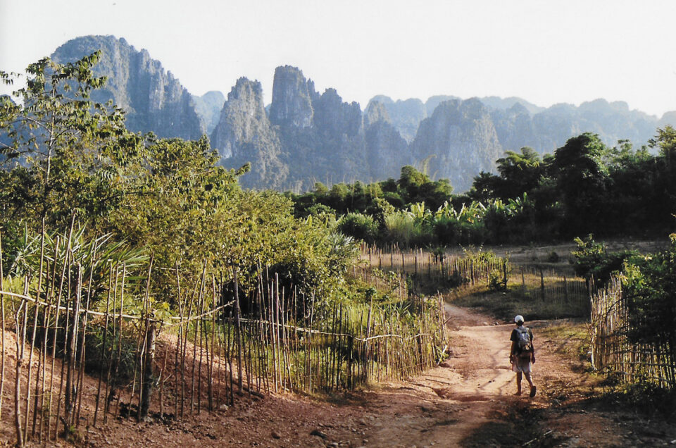 Laos 2003 - Découverte à pied